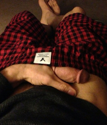 Boys with Phones 24 5de5b436b026f.jpg