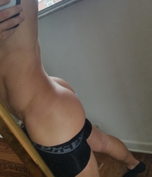 Butts and Holes 29 5de8166fe8fd1.jpg