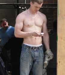 Saggin' 14 5dec18f0cbbfa.jpg