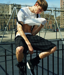Saggin' 14 5dec1902c2296.jpg