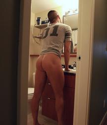 Butts and Holes 31 5df1a73379143.jpg