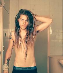 Luscious Locks 17 5df2f8c5cb7af.jpg