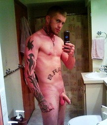 Boys with Phones 27 5dface4e913b7.jpg