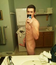 Boys with Phones 28 5e13db8b7a6ad.jpg