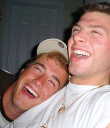 Bromance 5e13dfd4767dd.jpg
