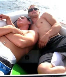 Bromance 5e13e01295179.jpg