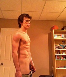 Boys with Phones Porn 29 5e15208e5ee4c.jpg