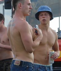 Bromance 2 5e16797a035dc.jpg