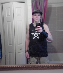 Boys with Phones 30 5e167baac6265.jpg