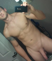 Boys with Phones 30 5e167bd041eec.jpg