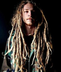 Luscious Locks 19 5e17e44edb9a8.jpg
