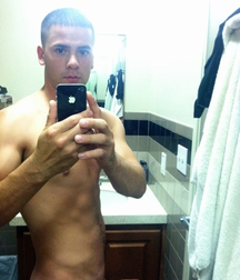 Boys with Phones 31 5e192a65e35fb.jpg
