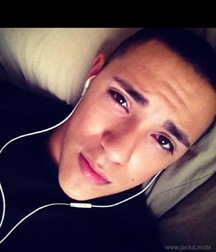Boys with Phones 31