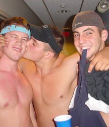 Bromance 3 5e1e593905068.jpg