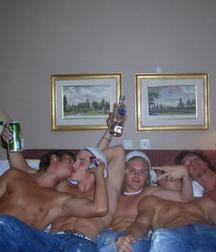 Bromance 3 5e1e595e4c060.jpg