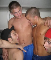 Bromance 3 5e1e5976eaa1f.jpg
