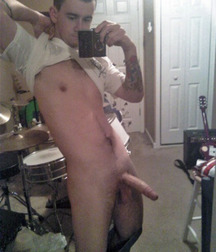 Boys with Phones 32 5e1e5b97a4965.jpg