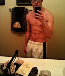 Boys with Phones 33 5e1fb9532c174.jpg