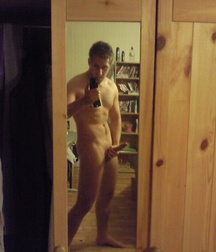 Boys with Phones 33 5e1fb95e6855b.jpg