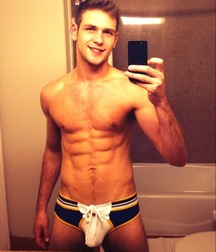 Boys with Phones 33 5e1fb97308a3f.jpg