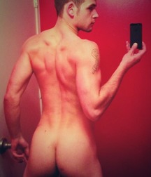 Boys with Phones 33 5e1fb975c0b49.jpg