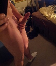 Boys with Phones 33 5e1fb9880826f.jpg