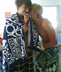 Bromance 4 5e26520134d6f.jpg