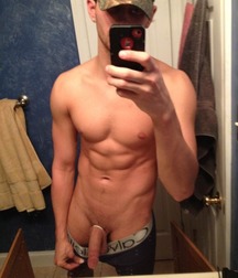 Boys with Phones 35 5e2653b9bfe91.jpg