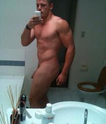 Boys with Phones 35 5e2653d73c034.jpg