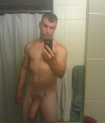 Boys with Phones 37  5e3374315232c.jpg