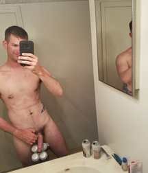 Boys with Phones 37  5e3374601df3c.jpg