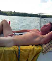 Boys with Phones 38 5e38b633927a9.jpg