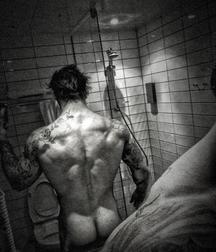 Rude and Tattooed 24 5e3f4e8c12c0c.jpg