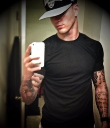 Rude and Tattooed 24 5e3f4ec5dbbdd.jpg