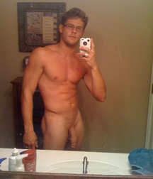 Boys with Phones 40 5e3f52fe8b849.jpg