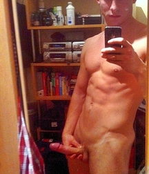 Boys with Phones 41 5e449f761c5c7.jpg