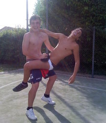 Bromance 6  5e45f1e4c384c.jpg
