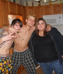 Bromance 6  5e45f21717678.jpg