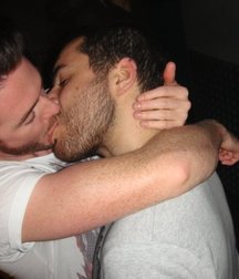 Love is in the Air 2  5e47439b6f7d6.jpg