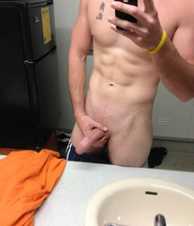 Boys with Phones 42 5e48a0e9272ce.jpg