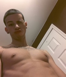 Rude and Tattooed  27 5e546466989c5.jpg