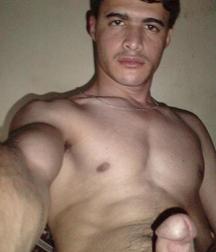 Boys with Phones 44 5e54651a6ea71.jpg