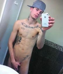 Boys with Phones 44 5e54653e8ec3b.jpg