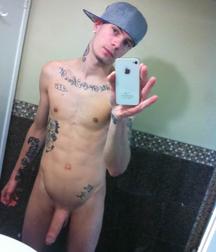 Boys with Phones 44 5e54653fce33f.jpg