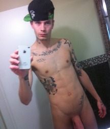 Boys with Phones 44 5e5465443b278.jpg