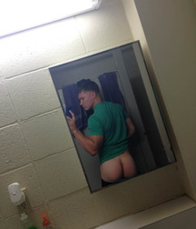 Boys with Phones 45 5e583d8fd5e75.jpg