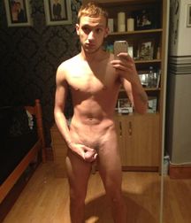 Boys with Phones 46 5e5ef43e06cc1.jpg
