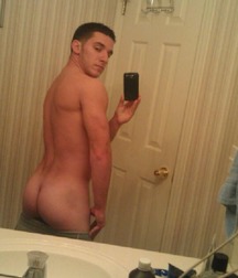 Boys with Phones 47 5e6439be7e990.jpg