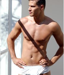 Ale Marchi - Brazilian model 5e658b1072b52.jpg