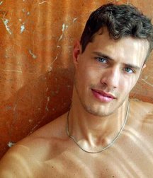 Ale Marchi - Brazilian model 5e658b2cb7a15.jpg